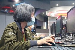 Giải đấu eSport dành cho người cao tuổi khiến cư dân mạng thích thú